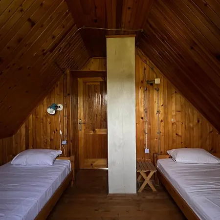 Utociste Zaharic Holiday home
